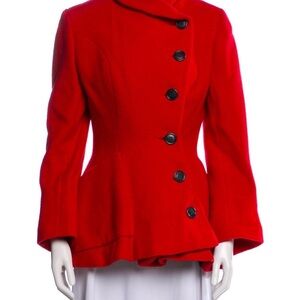 Dan Millstein vintage red wool peacoat with black buttons. Fits XS-S.